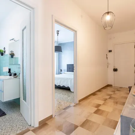 Giardino Al Mare By Interhome Daire Sanremo