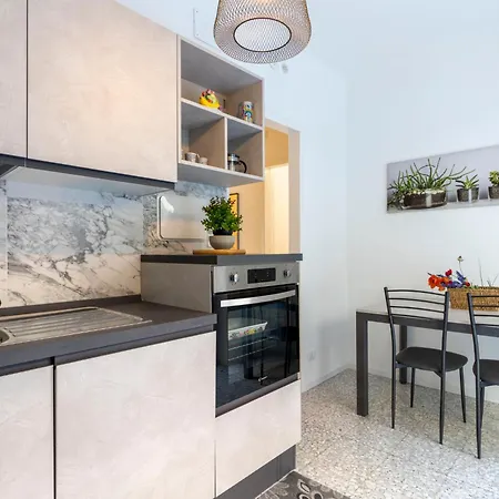 Giardino Al Mare By Interhome Daire Sanremo