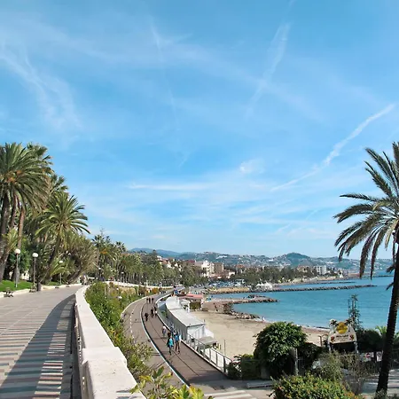 Giardino Al Mare By Interhome Daire Sanremo